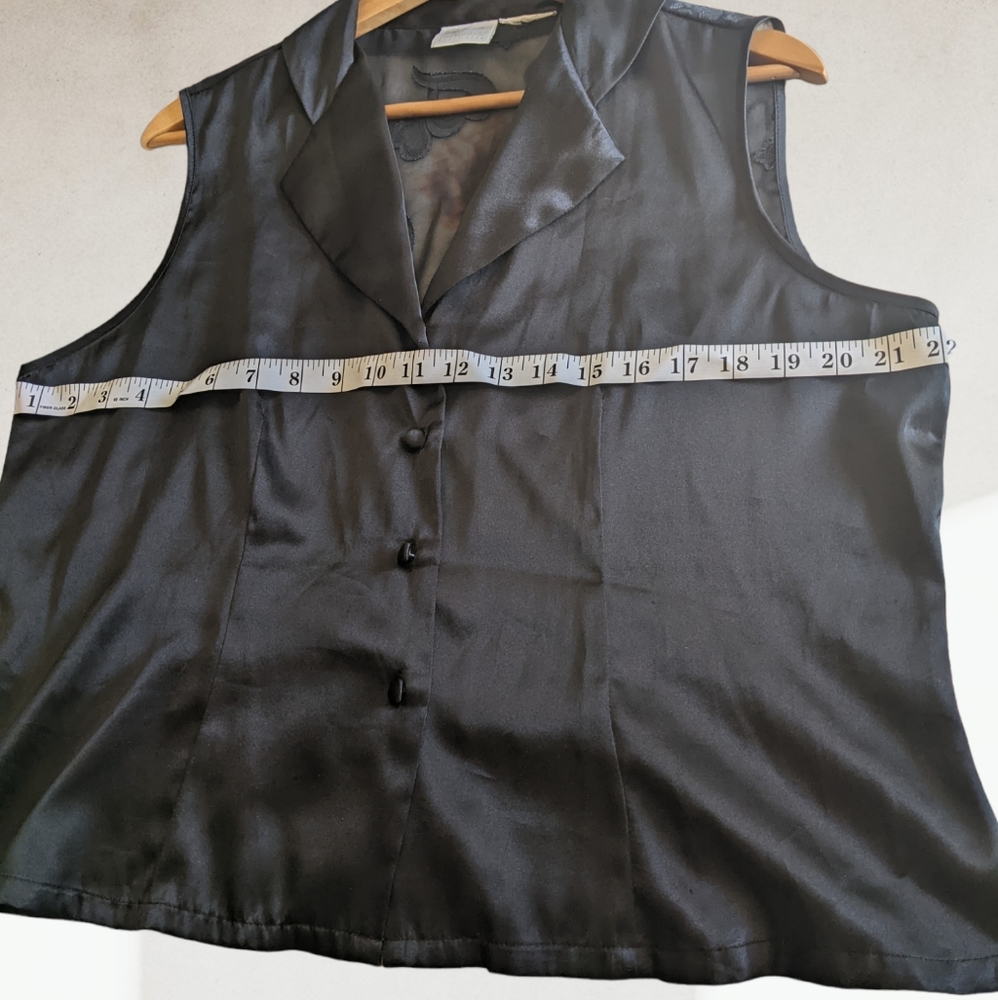Button Up Vest/Blouse - Picture 3 of 7